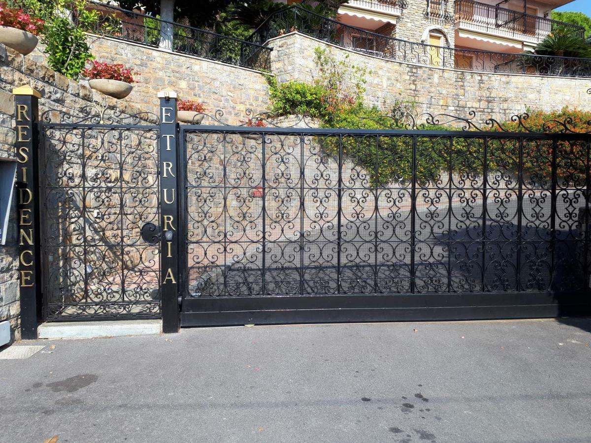 Apartamento Rifugio Societa Semplice Ospedaletti Exterior foto